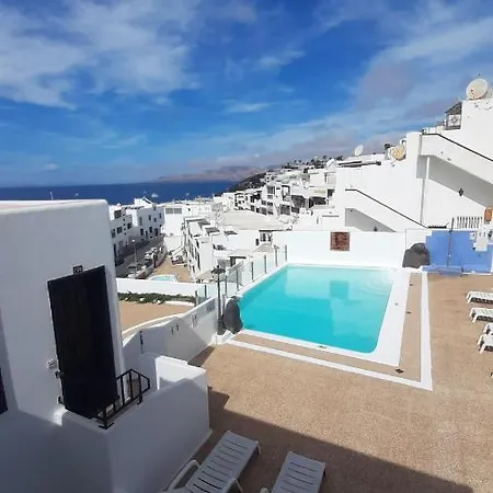 The White Dragos With Ocean View - Ac -inttv - Pool Apartment *