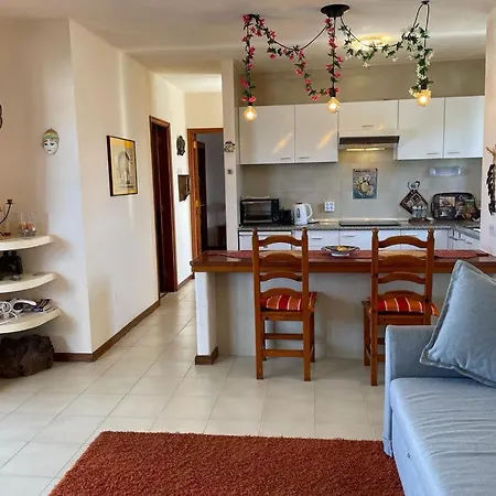 The White Dragos With Ocean View - Ac -inttv - Pool Apartment Tias