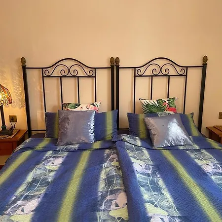 Apartment The White Dragos With Ocean View